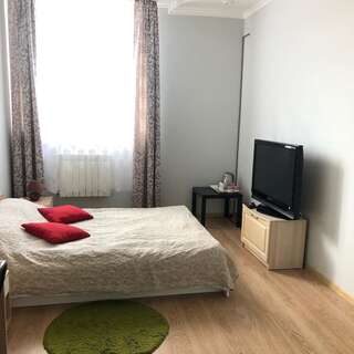 Хостелы A1 Hostel Львов Двухместный номер Делюкс с 1 кроватью и душем-1